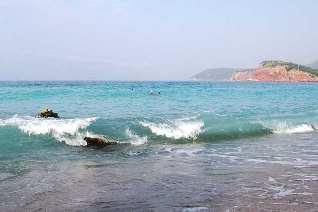 plaža u Sutomoru